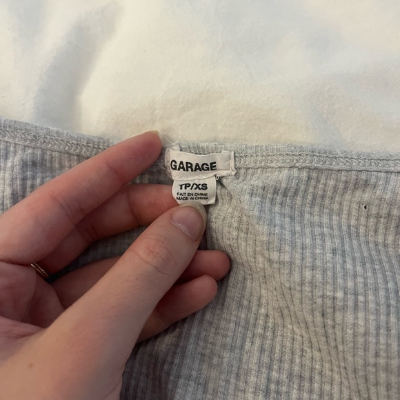 Gray Garage Scoop neck Long sleeve - Picture 2 of 2